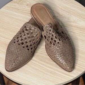 Women's Brown Woven Mules